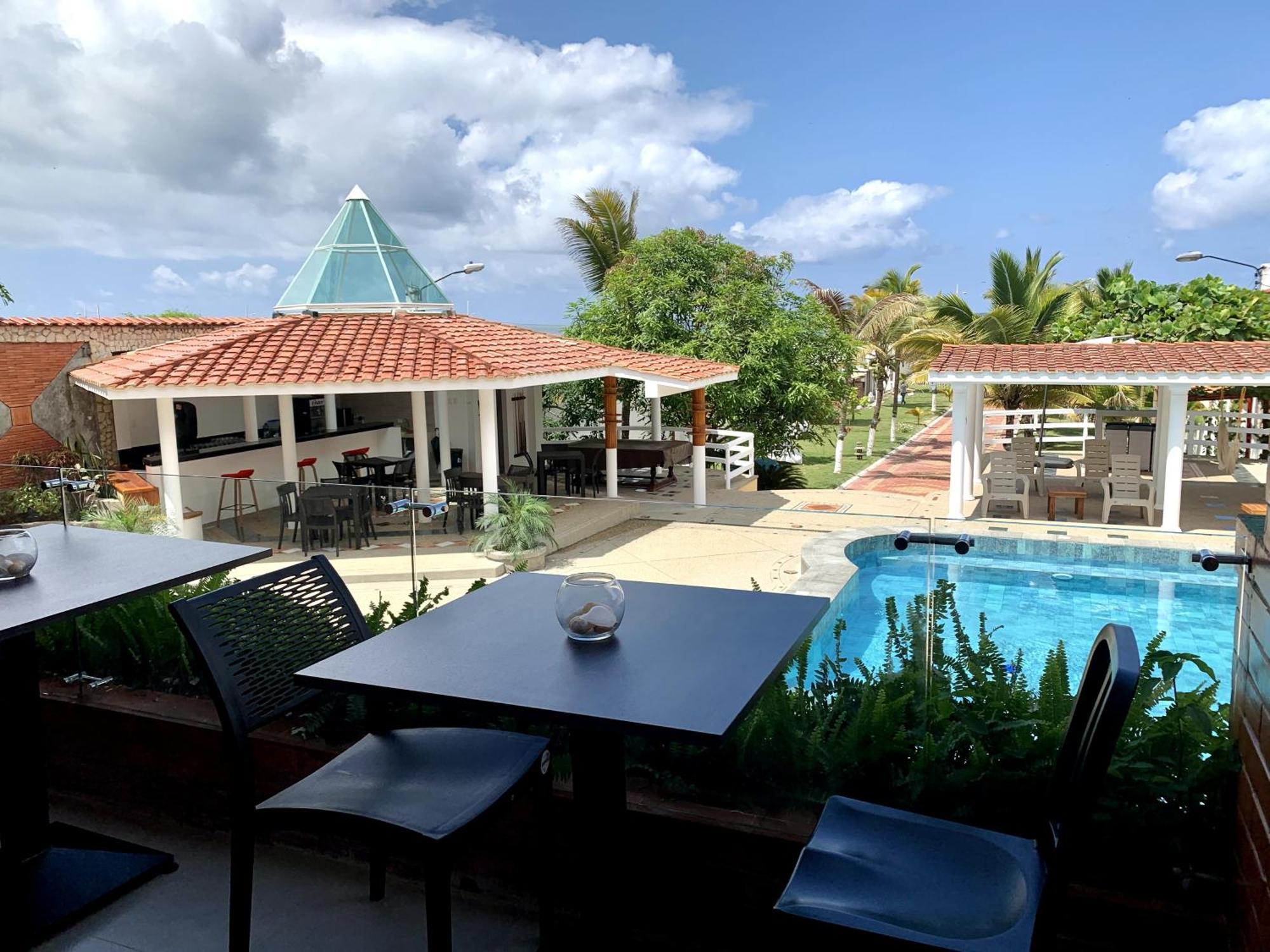 Hotel La Mar Плаяс Екстериор снимка